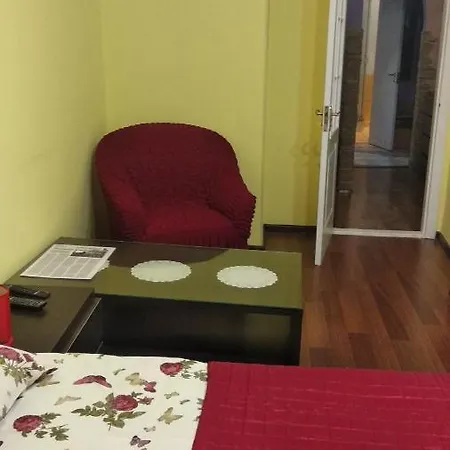 Anna Apartment